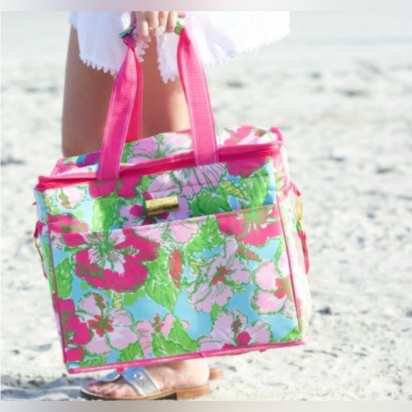 Lilly Pulitzer Beach Cooler Featured By Big Flirt in a Beautiful Floral Print - Picture 3 of 16